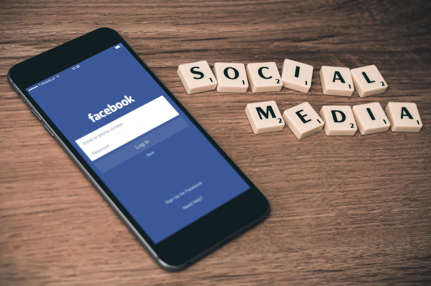 How to use Facebook to better communicate with your patients